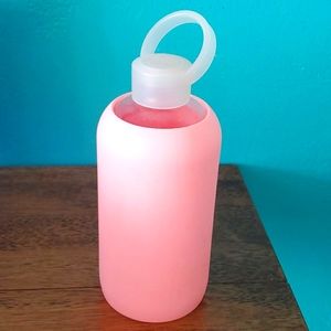 Glass 1L bkr water bottle silicone cover pink